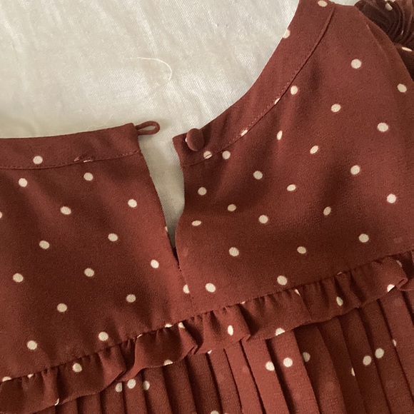 Sezane Eve polka dot pleated dress - Picture 7 of 7